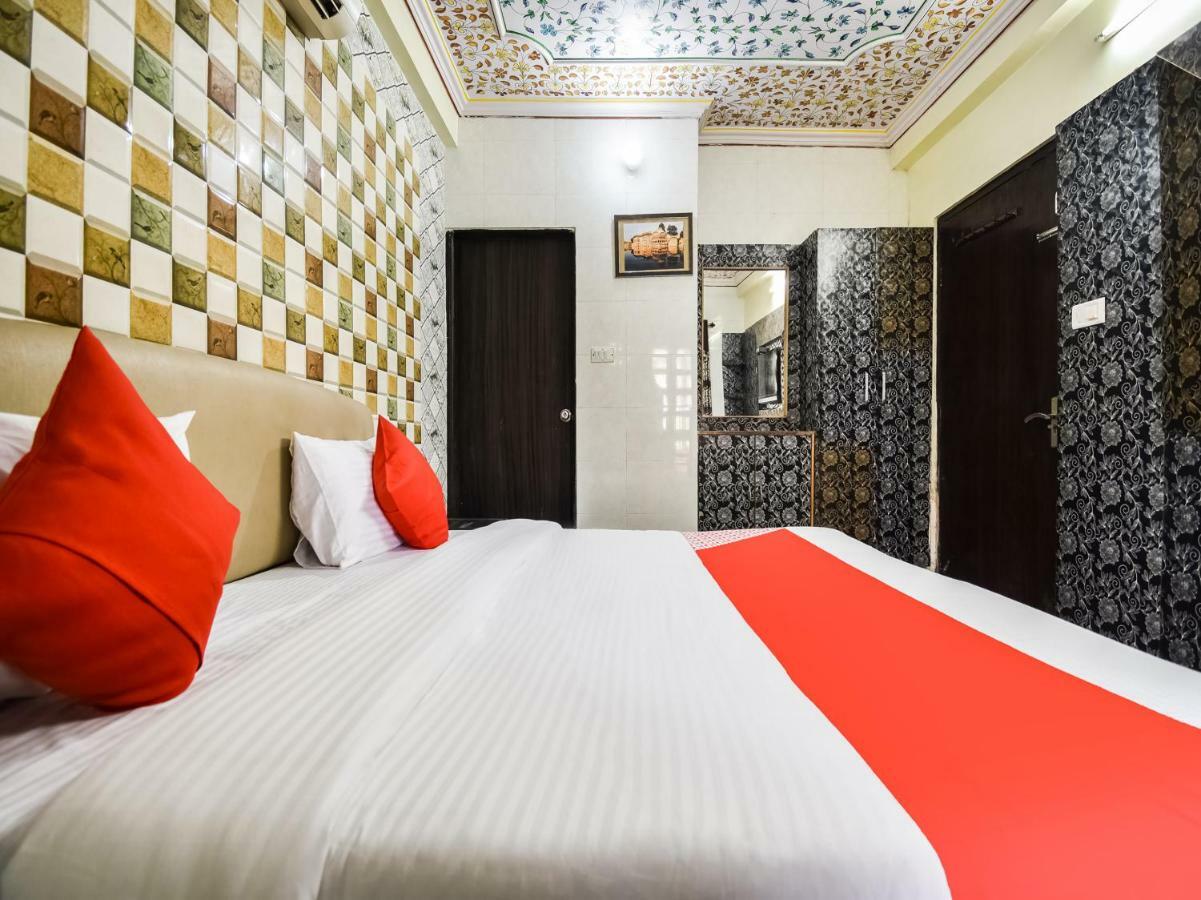 Oyo 48665 Kesar Palace Amer Εξωτερικό φωτογραφία
