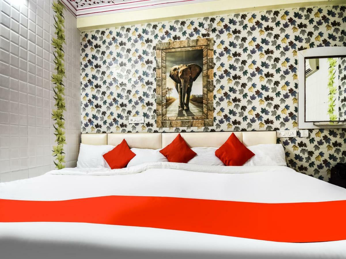Oyo 48665 Kesar Palace Amer Εξωτερικό φωτογραφία