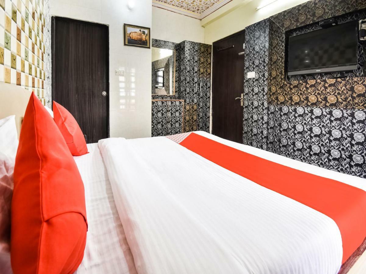 Oyo 48665 Kesar Palace Amer Εξωτερικό φωτογραφία