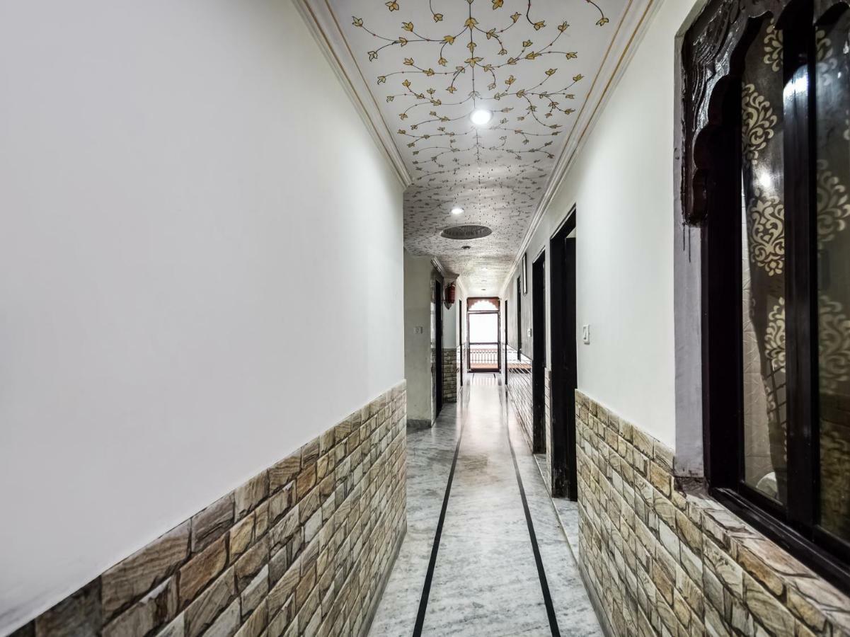 Oyo 48665 Kesar Palace Amer Εξωτερικό φωτογραφία