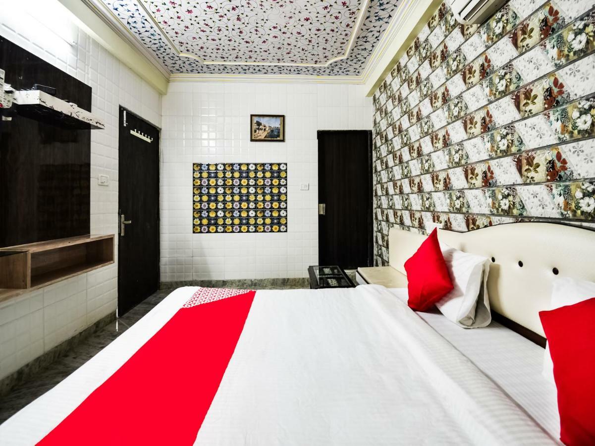 Oyo 48665 Kesar Palace Amer Εξωτερικό φωτογραφία