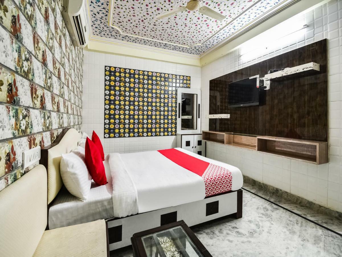 Oyo 48665 Kesar Palace Amer Εξωτερικό φωτογραφία