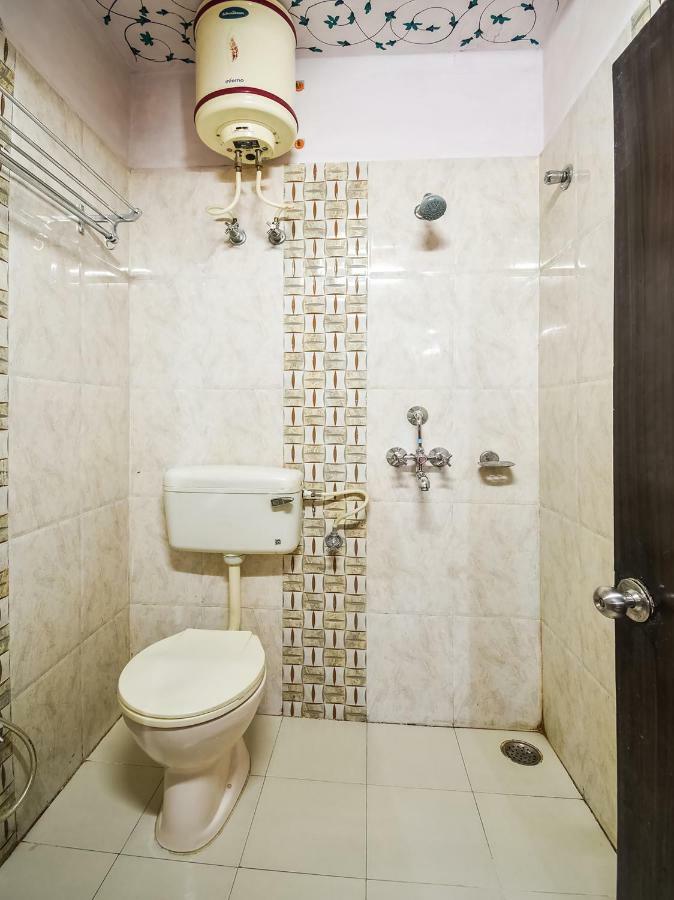 Oyo 48665 Kesar Palace Amer Εξωτερικό φωτογραφία