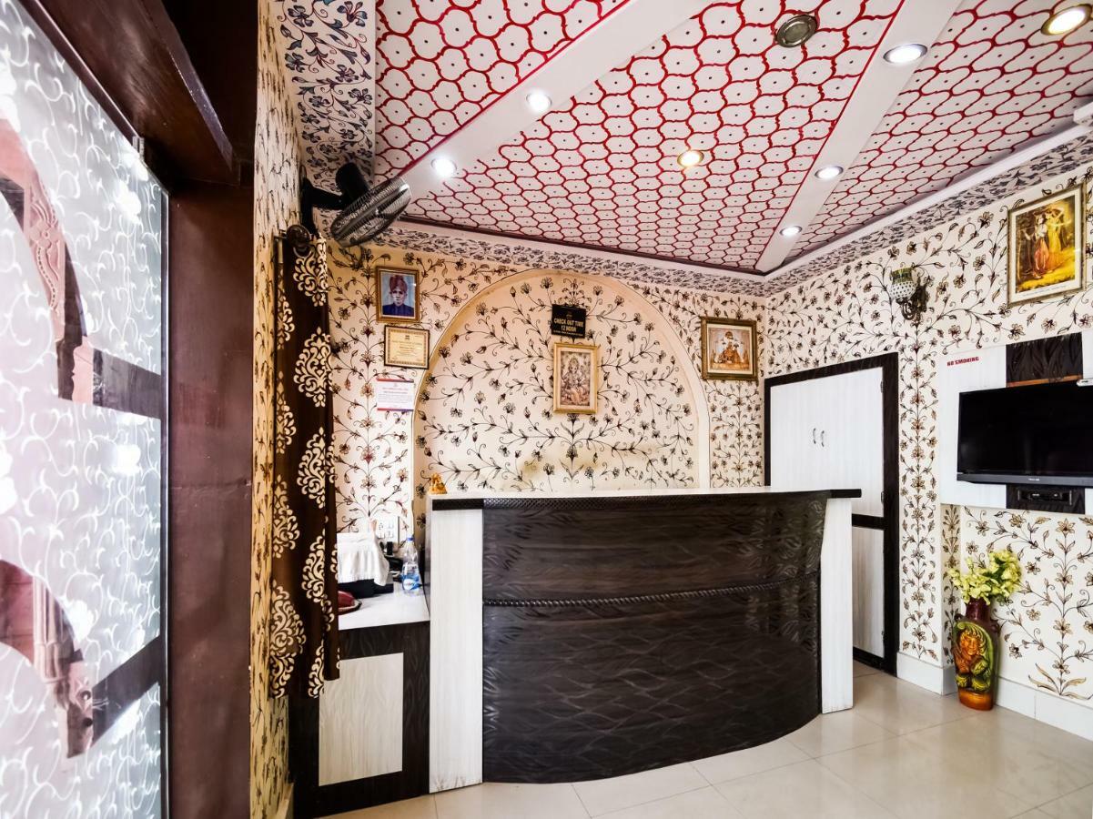 Oyo 48665 Kesar Palace Amer Εξωτερικό φωτογραφία